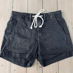 American Eagle Shorts Size 0 NWT